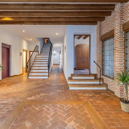 Летний дом Punta Me Mansion De *